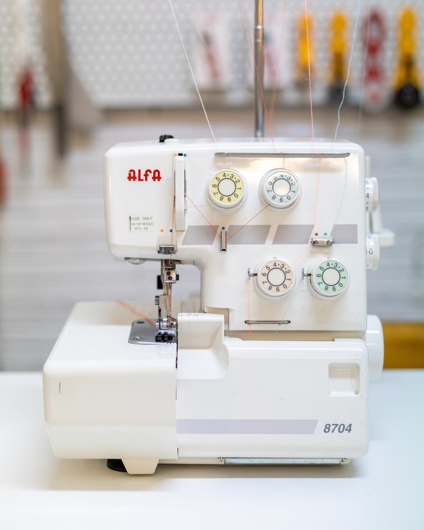Alfa overlock 8704